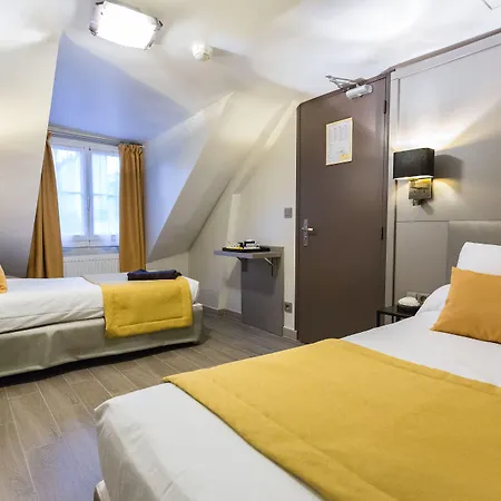 Pratic Hotel 2*