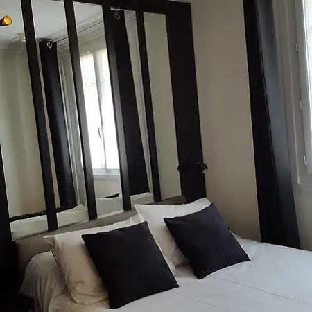 Pratic Hotel 2*