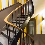 プラティック 2* パリ
